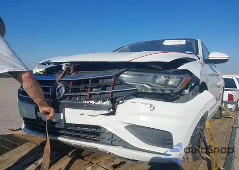 2020 Volkswagen Jetta 1.4T R-Line/1.4T S/1.4T Se z USA, uszkodzony, nr VIN 3VWCB7BU1LM007778